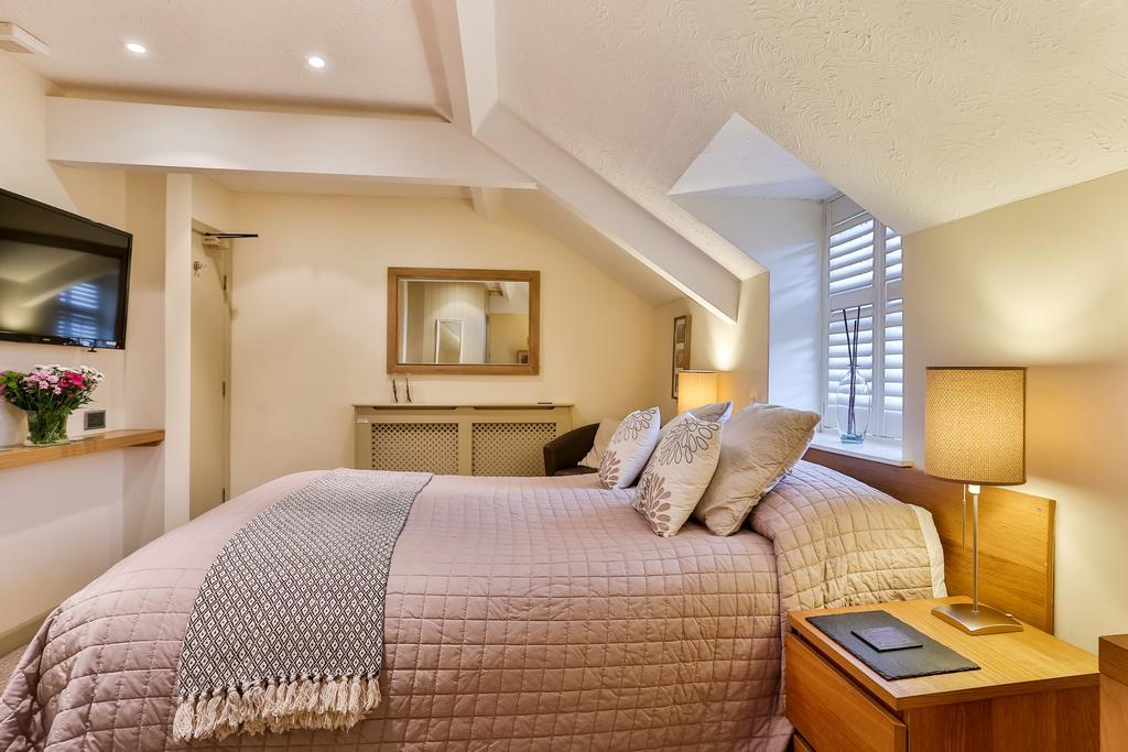 The Coach House Brecon Hotel Екстериор снимка