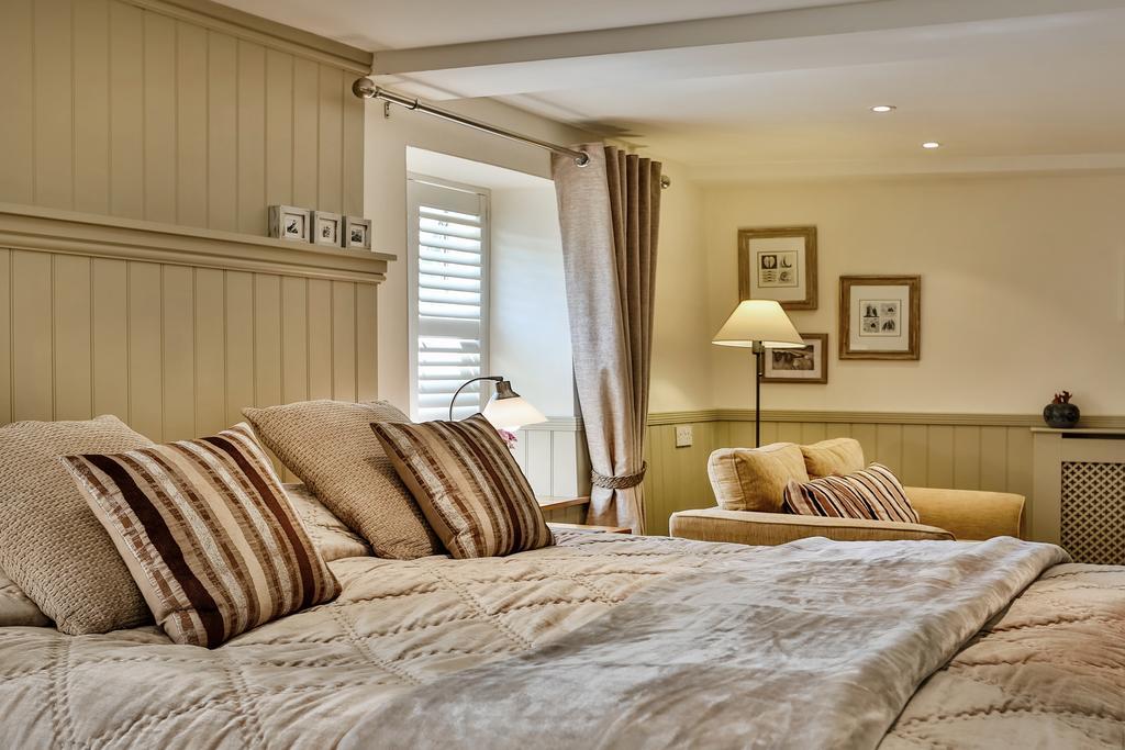 The Coach House Brecon Hotel Екстериор снимка